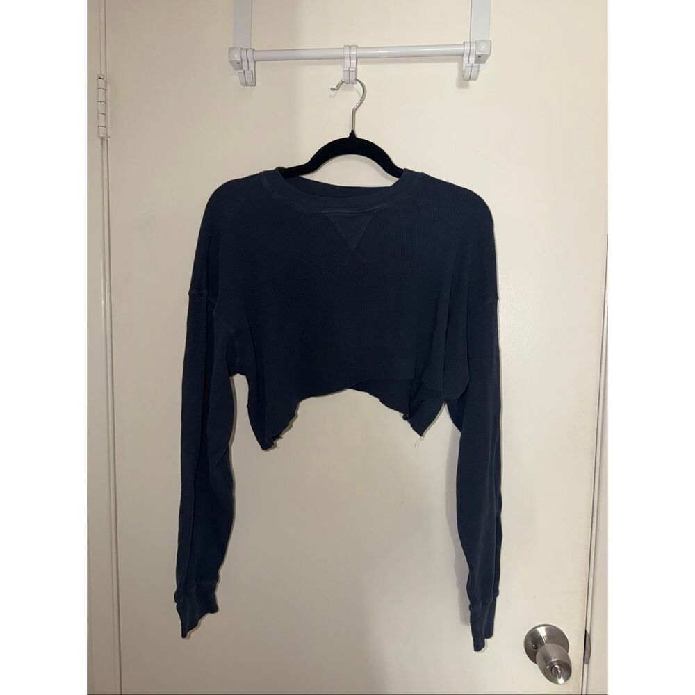 John Galt brandy Melville one size navy cropped long sleeve top